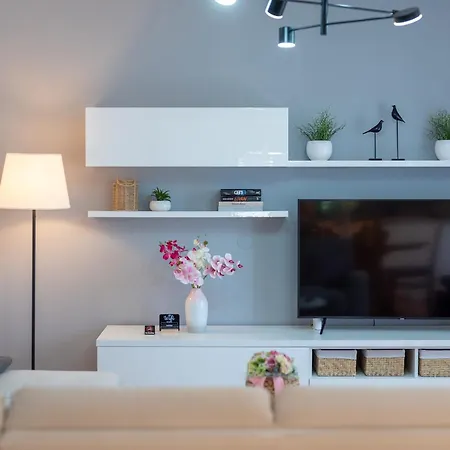 Nina Apartment